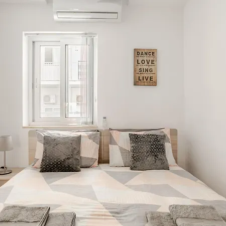 Apartment Modern Direct Access To Beaches