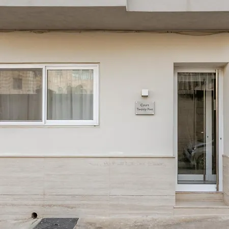 Modern Direct Access To Beaches Apartment Sliema