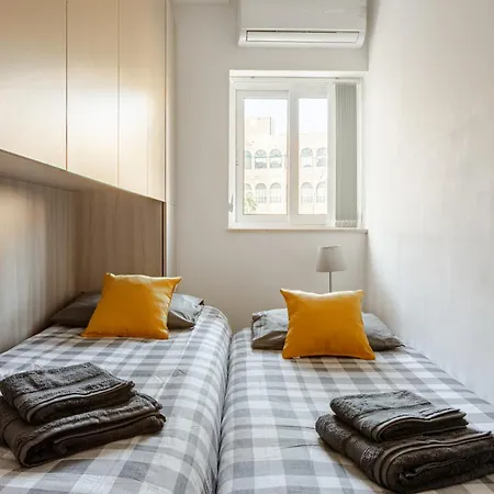 Modern 3-bedroom In Near Promenade And Ferries