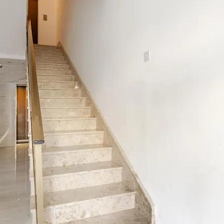 Modern Direct Access To Beaches Apartment Sliema